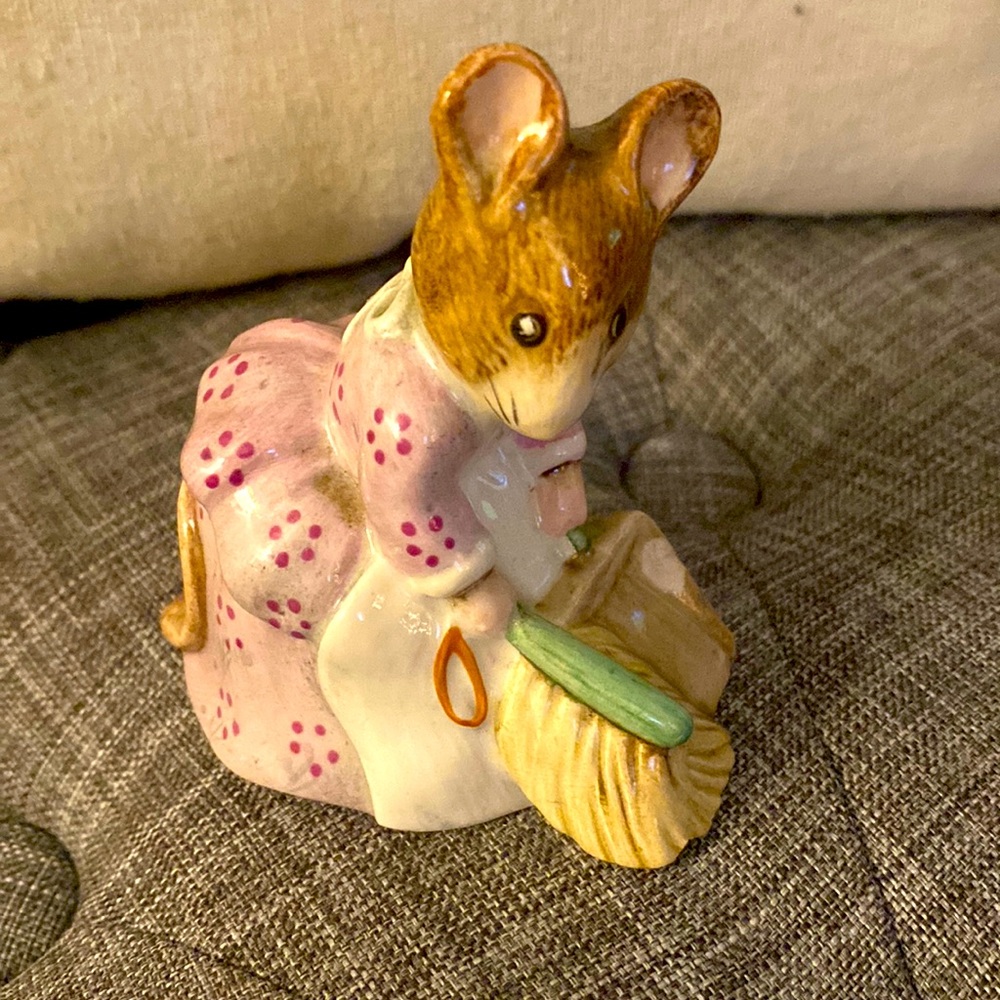 Royal Albert Beatrix Potter Hunca Munca figure.